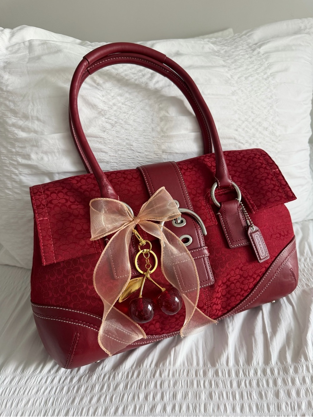Vintage Coach Red Jacquard Canvas Soho Flap Tote - Picture 2 of 12